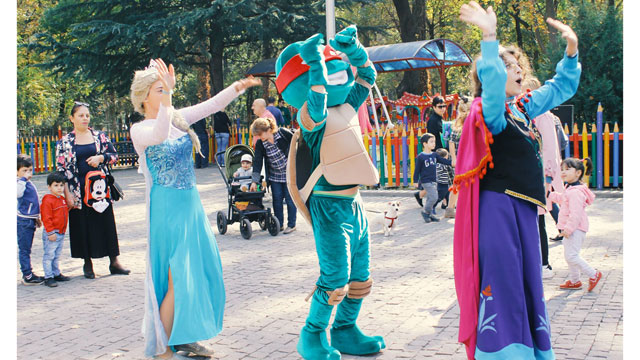 Take advantage of a discount on booking two animated heroes + an entertainment show from Happy Day. image 14