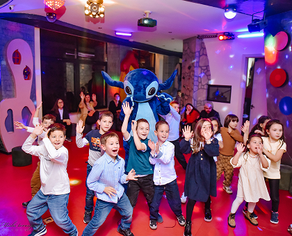 აჩუქე შენს შვილს დღე, რომელიც სიხარულით, თამაშით და უზარმაზარი ემოციებით იქნება სავსე