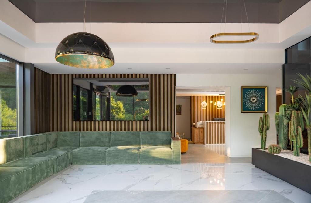 შექმენი დაუვიწყარი მოგონებები სასტუმრო საბადური ჰილსში. image 11