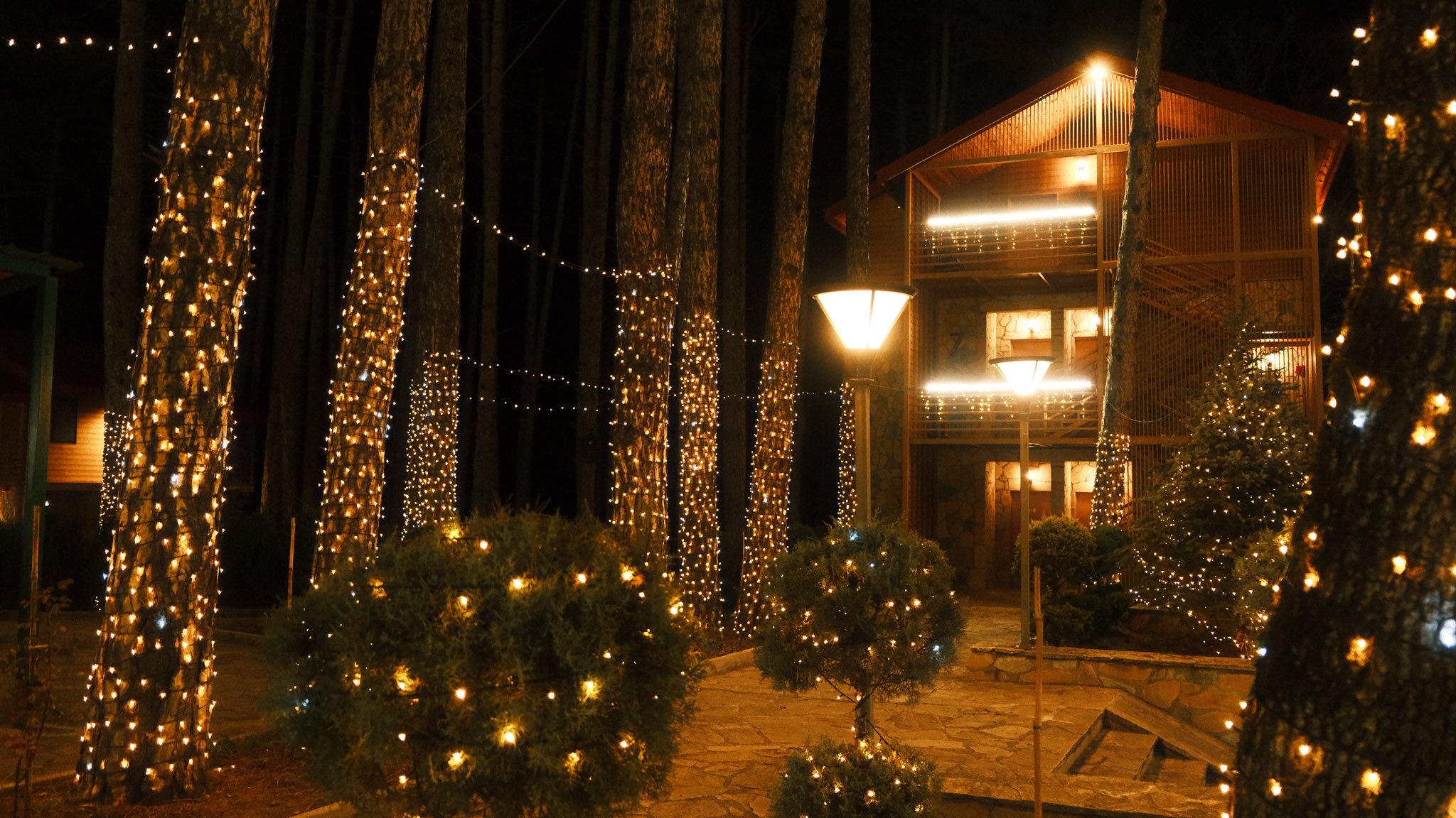 შეარჩიე შენთვის სასურველი შეთავაზება და ისამოვნე ზუზუმბო რეზორტი & სპაში image 3