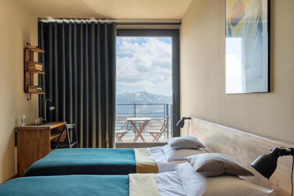 გაატარე დაუვიწყარი დრო სასტუმრო კვადრუმ სკი და იოგა რეზორტში image 6