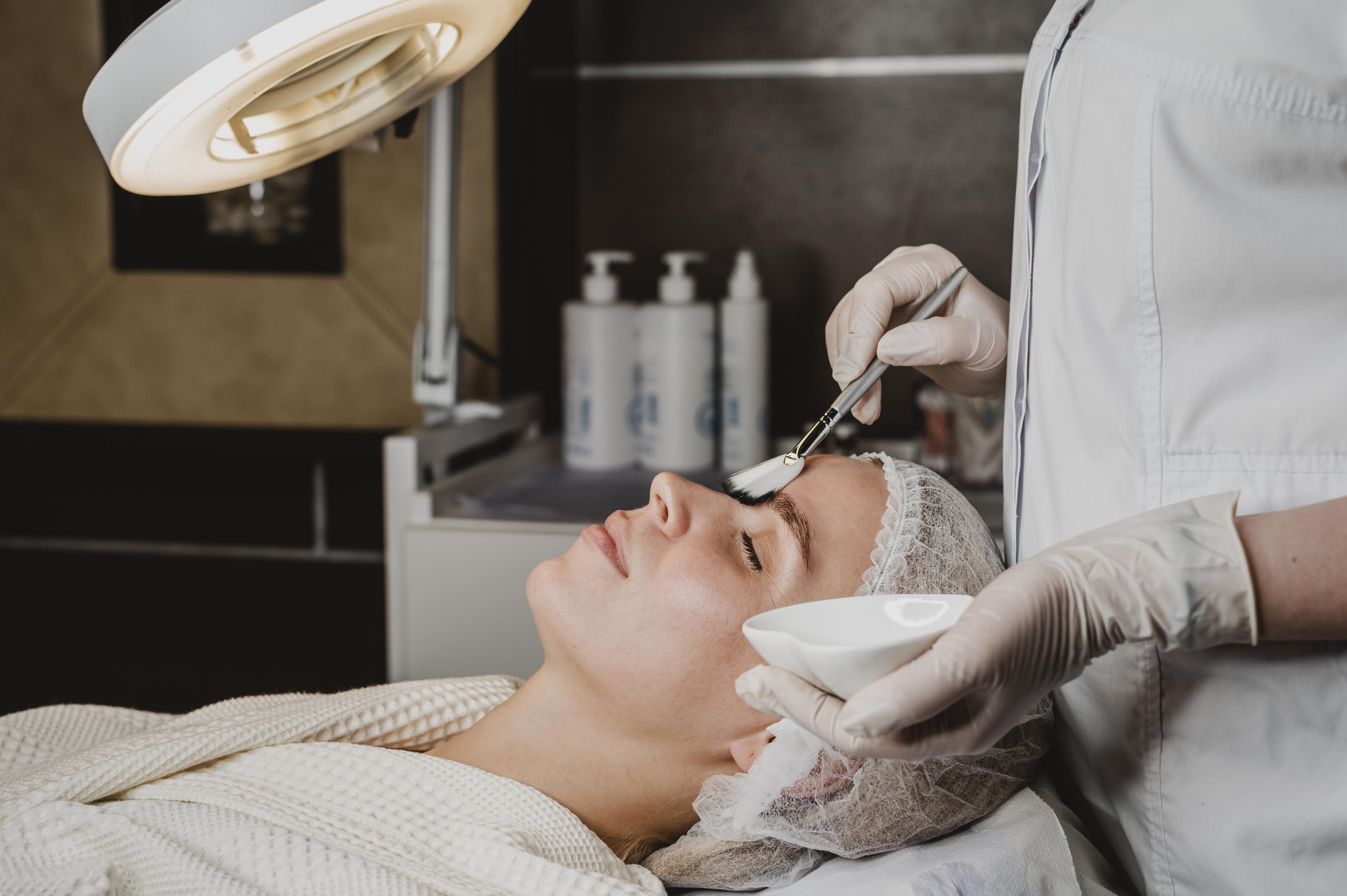 დაიბრუნე სიჯანსაღე - ნათელი და ერთგვაროვანი კანი პირველივე ვიზიტის შემდეგ image 1