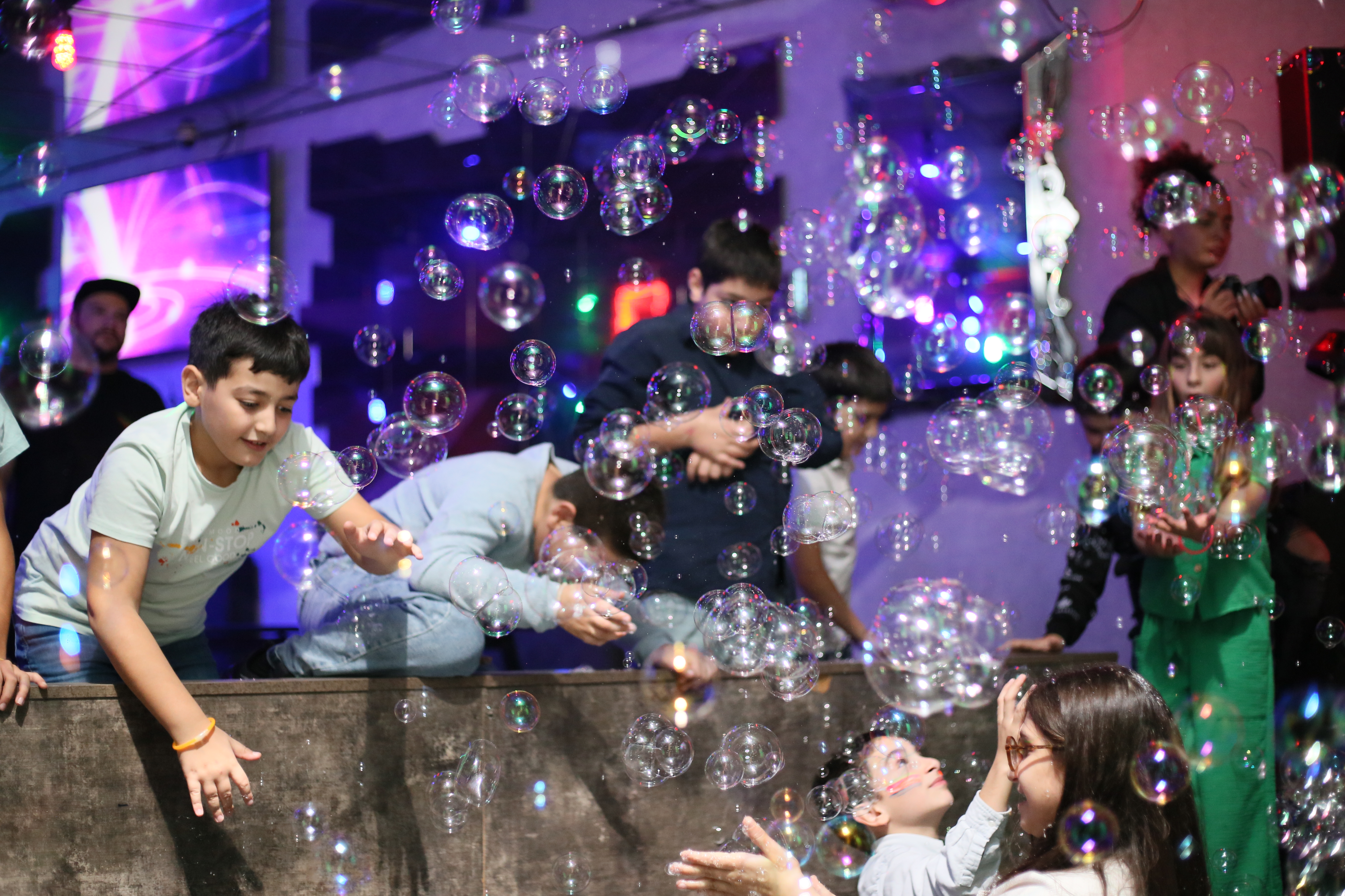 დახურული სივრცე 15 თინეიჯერისთვის საუკეთესო წვეულების გასამართად image 23