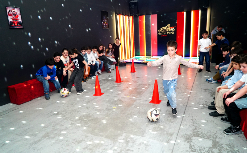 Have an unforgettable time with friends at Astra Park. 1