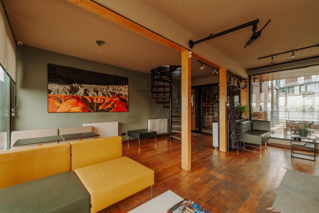 გაატარე დაუვიწყარი დრო სასტუმრო კვადრუმ სკი და იოგა რეზორტში image 16