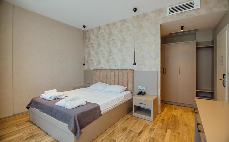Create unforgettable memories at Hotel Neon 6