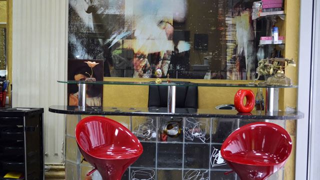 3 ლარად, 100%-იანი ფასდაკლების Swooper Code-ი შილაკის მანიკურის გაკეთებაზე სილამაზის სალონში S-Formula image 1