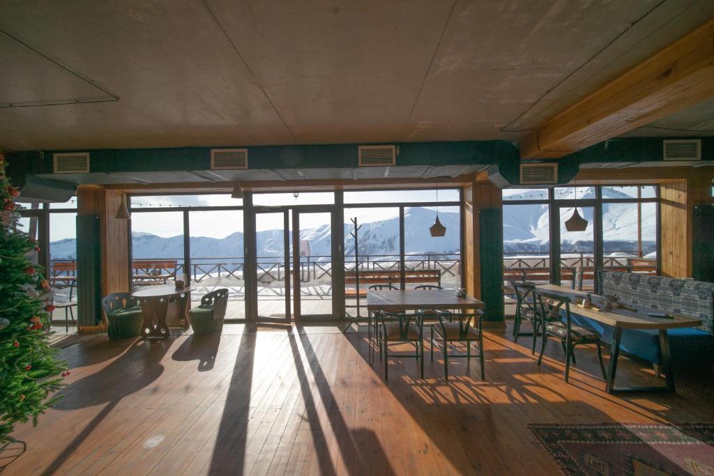 შექმენი დაუვიწყარი მოგონებები სასტუმრო პაპა ბასილ გუდაურში image 13