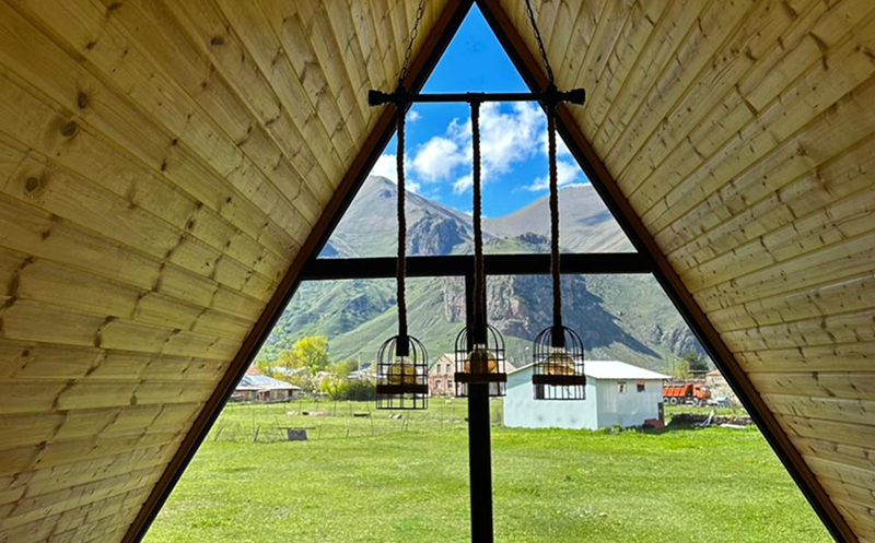 Spend unforgettable time with your loved ones at Gold Kazbegi. 9