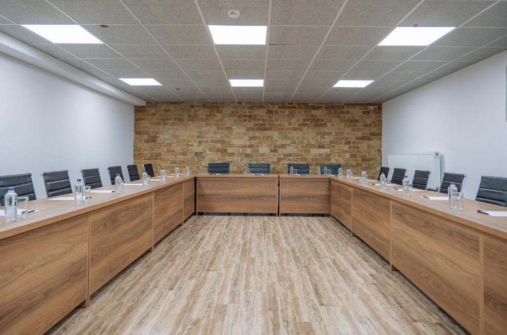 შექმენი დაუვიწყარი მოგონებები სასტუმრო საბადური ჰილსში. image 17