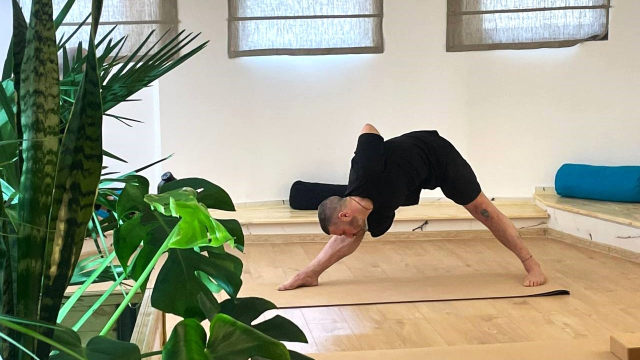 ისარგებლე ფასდაკლებით იოგასა და პილატესის კომბინირებულ ერთ თვიან კურსზე ლუნარია სტუდიო | Lunaria studio -სგან. image 0