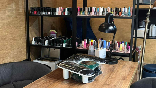 ისარგებლე ფასდაკლებით ფრჩხილის დაგრძელებაზე,ნუნების დუმუშავებაზე და შილაკზე სილამაზის სალონი კატრინი | Katrini Beauty Salon -ში. image 9