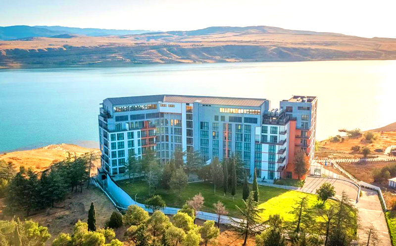 Take advantage of the discount on a one-day unlimited pass to the open-air pool at Gino Seaside Tbilisi. image 8