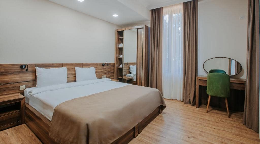 Enjoy a discount on a King Deluxe room for two guests on Fridays and Saturdays at Zuzumbo Resort & Spa. image 3