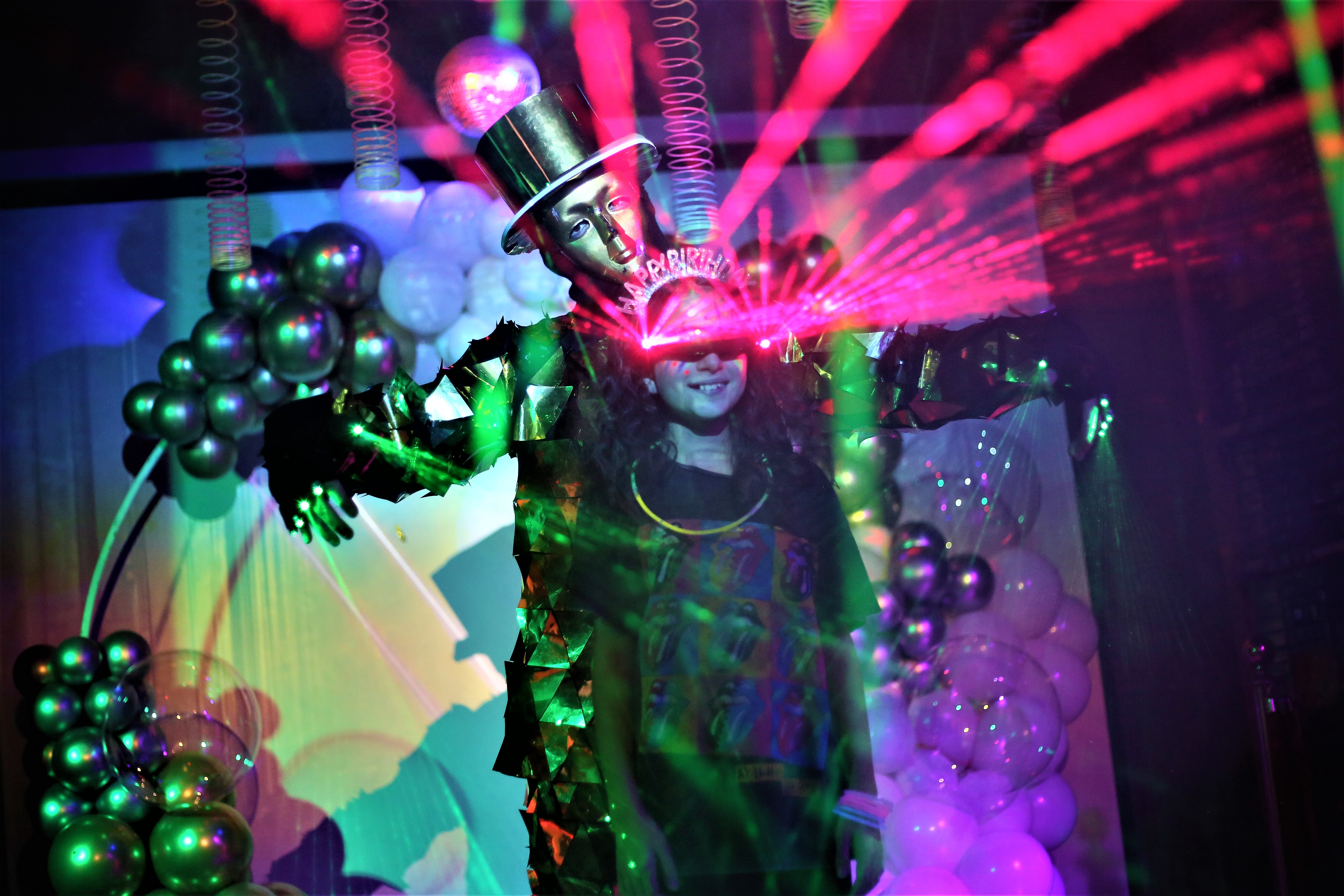 დახურული სივრცე 15 თინეიჯერისთვის საუკეთესო წვეულების გასამართად image 28