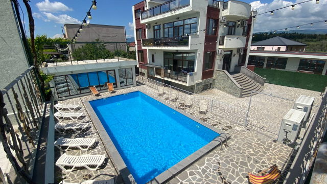 Take advantage of the discount on accommodation for 2 guests at Dream Villa Tbilisi. image 2