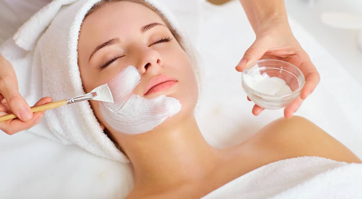 აღადგინე კანის სისუფთავე და ბალანსი უსაფრთხო, ღრმა და კანის ტიპზე მორგებული პროცედურით image 3