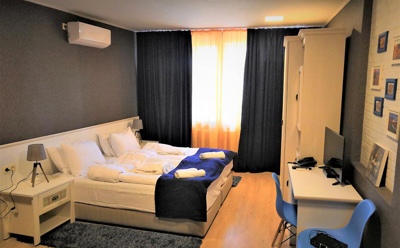 შექმენი დაუვიწყარი მოგონებები მეგობრეთან ერთად სასტუმრო პიანო ბორაჩოში 9