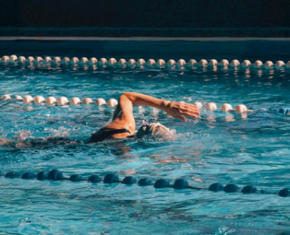 One-month unlimited subscription to the indoor swimming pool (Arena II)