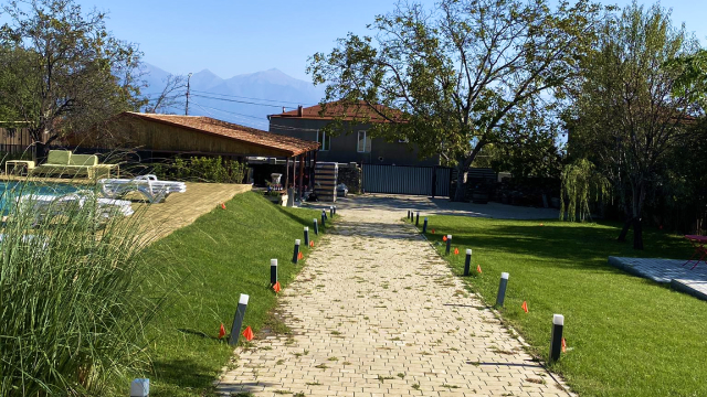 ისარგებლე ფასდაკლებით უკრაინული დღეების ფარგლებში 2 ადამიანის განთავსებაზე სასტუმრო შატო წინანდალი | Château Tsinandali Hotel -ში. image 0