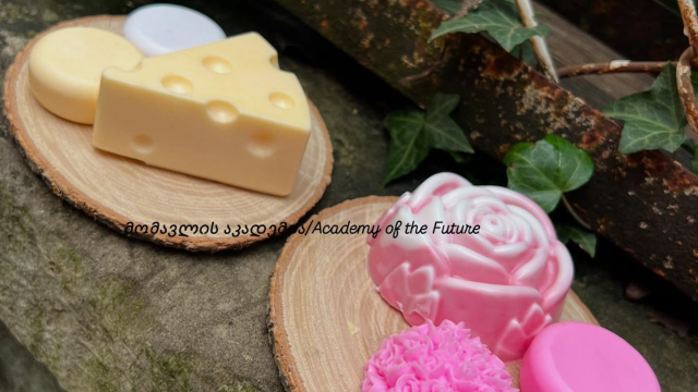 შექმენი შენი საკუთარი ხელოვნების ნიმუში მომავლის აკადემიაში image 16