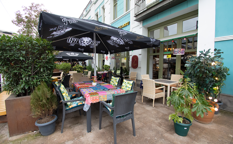 Enjoy delicious meals with friends at Charu Restaurant 0