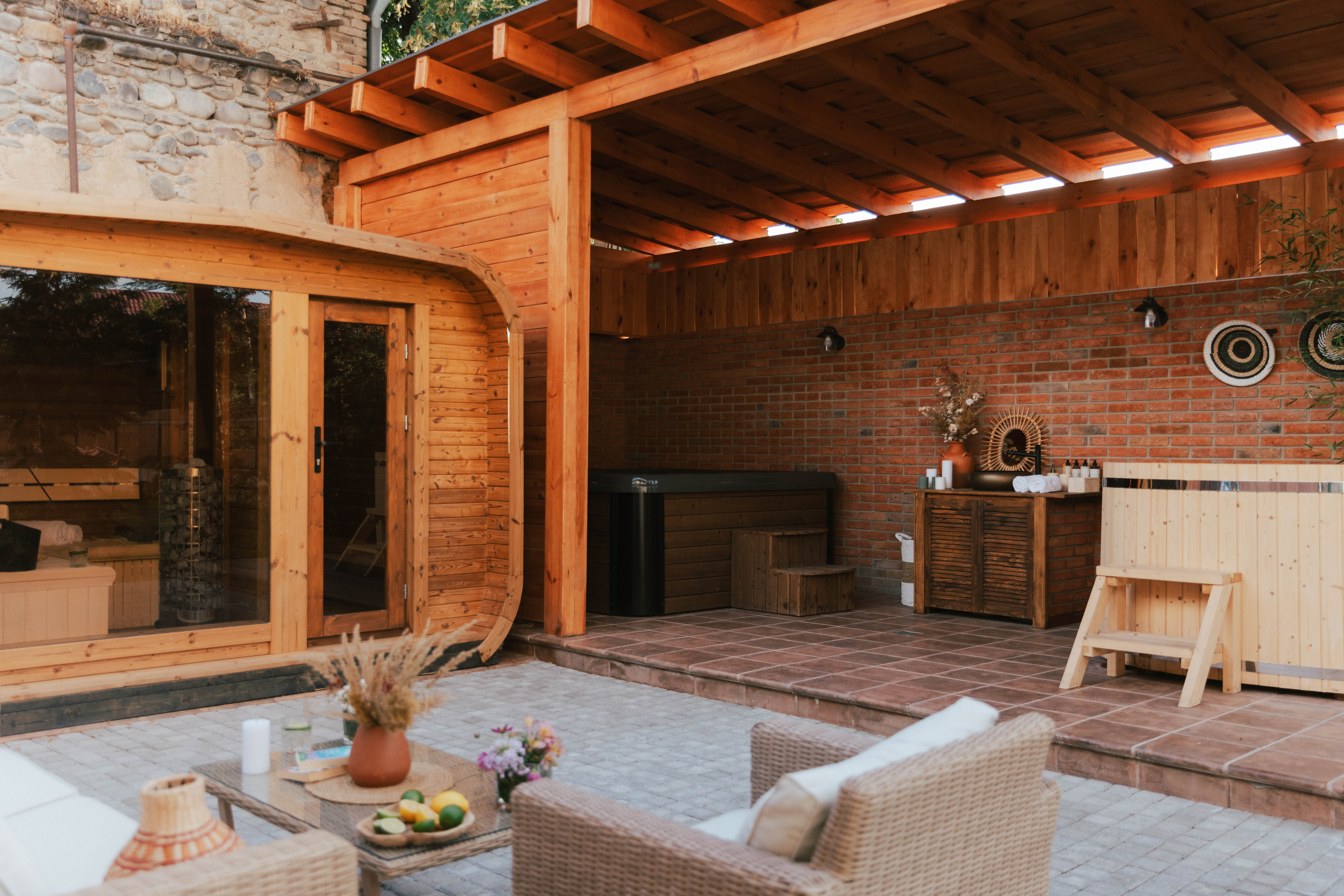 შექმენი დაუვიწყარი მოგონებები სასტუმრო ჰამო მუხრანში. image 8