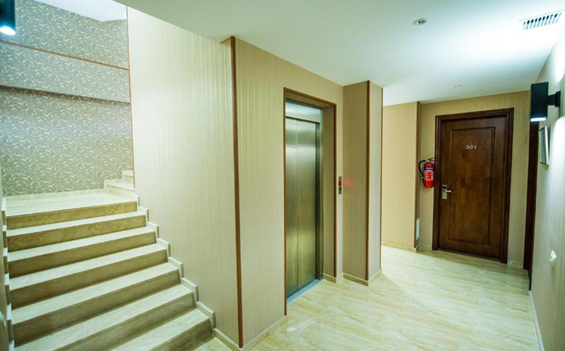 გაატარე დაუვიწყარი დრო მეგობრებთან ერთან სასტუმრო თბილისი ინნში 5