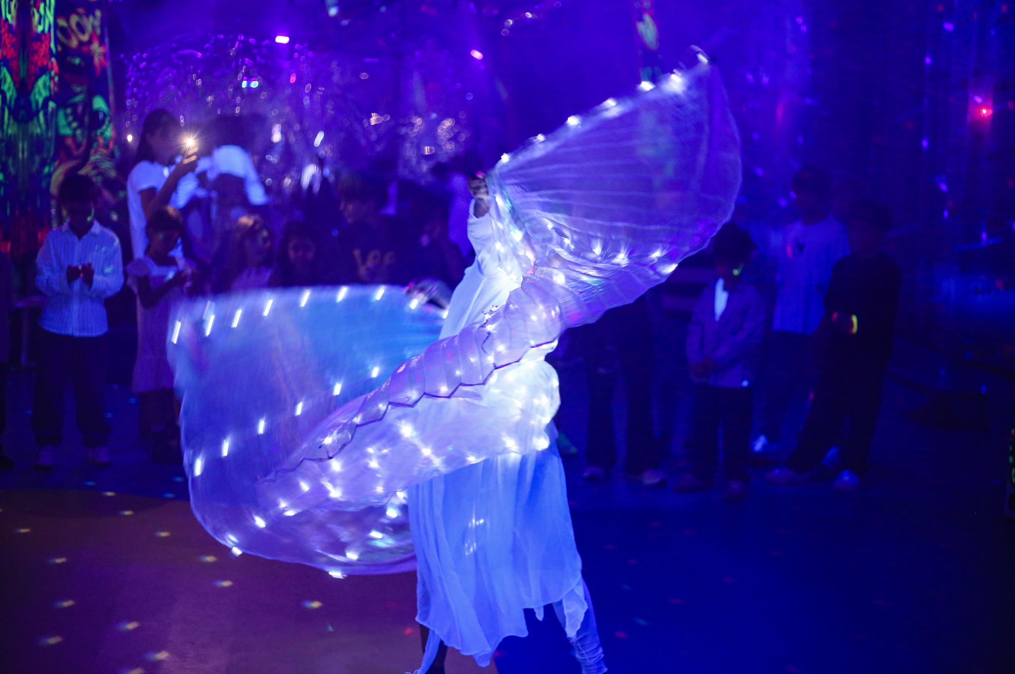 მიიღე სპეციალური შეთავაზება და გაერთე მეგობრებთან ერთად  image 0