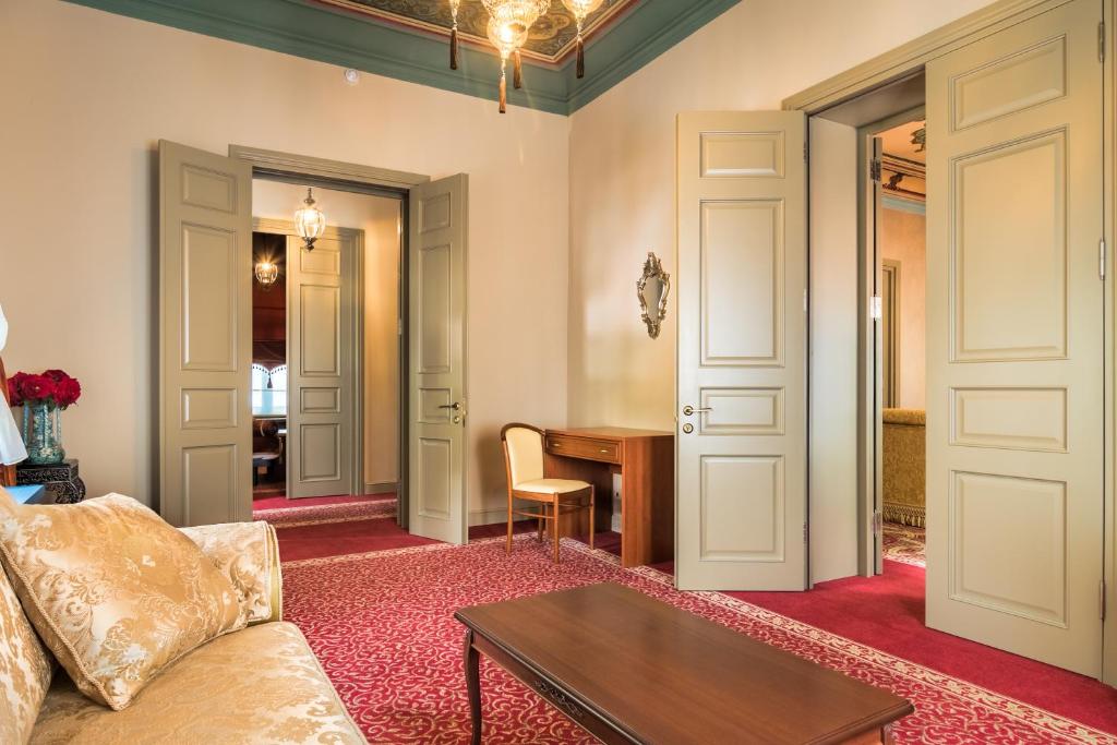 გაატარე დაუვიწყარი დრო სასტუმრო გოლდენ ტულიპ ბორჯომში. image 21