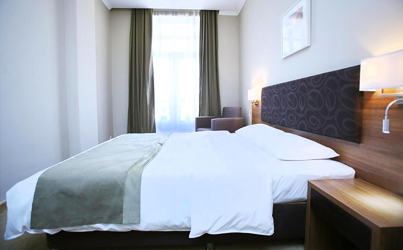 შექმენი დაუვიწყარი მოგონებები მეგობრებთან ერთად წყალტუბო პლაზაში image 5