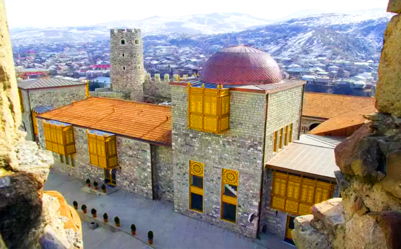 შექმენი დაუვიწყარი მოგონებები სასტუმრო ჯინო ველნეს რაბათში. image 0