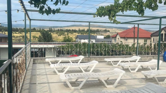 Take advantage of a discount on a one-time visit to the pool at Dream Villa Tbilisi. image 3