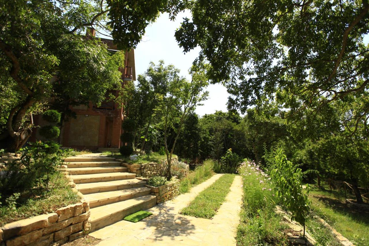 Enjoy a discount on accommodation for 6 people in a cottage on weekdays at Villa Vejini.  image 13
