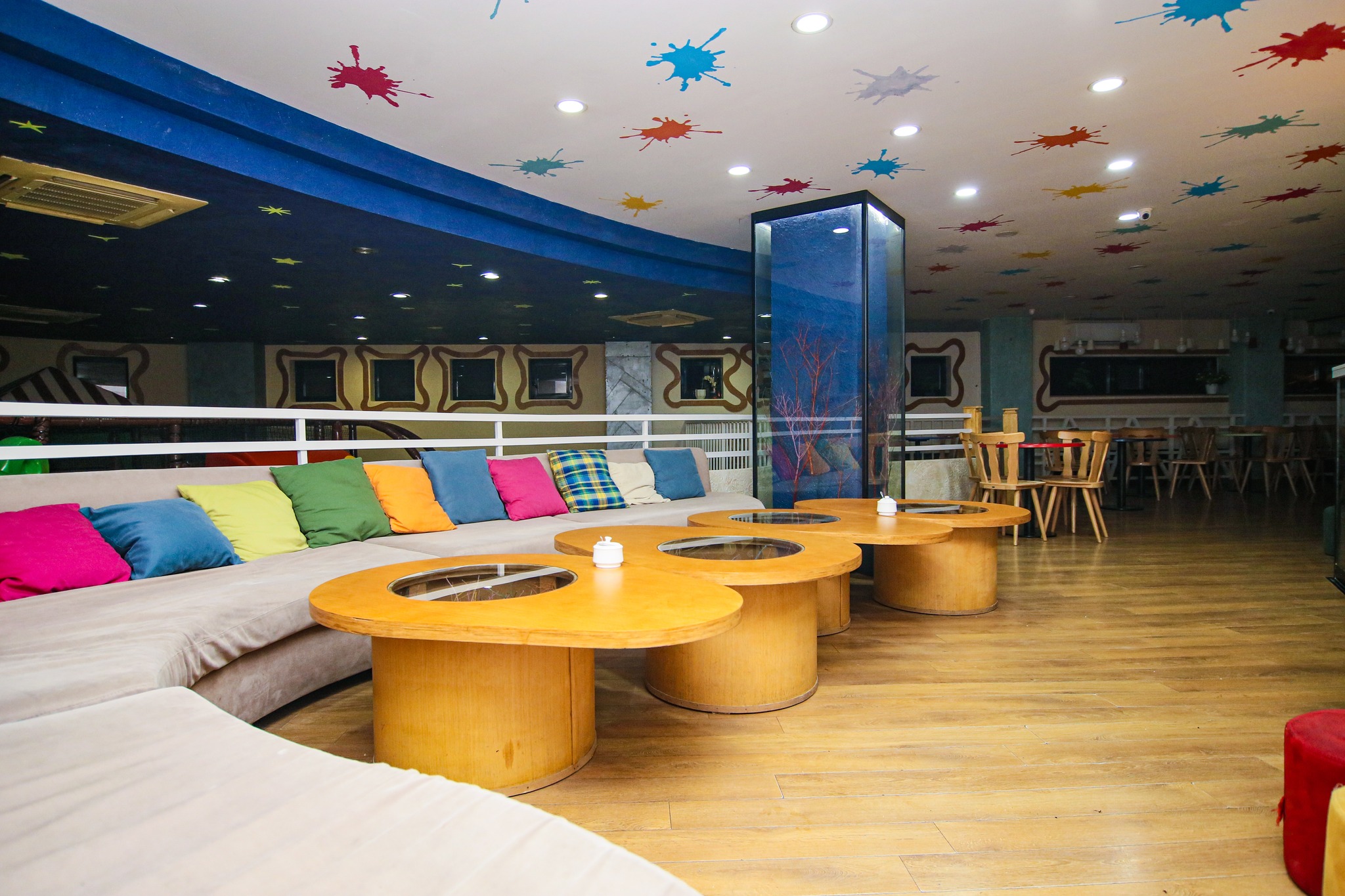 ყველაფერი ერთ შეთავაზებაში -  გართობა, დაუვიწყარი ატმოსფერო და მეგობრები image 13