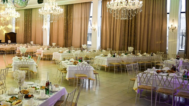 ისარგებლე ფასდაკლებით 60 სტუმარზე გათვლილ მენიუზე რესტორანი რაგნარი | RESTAURANT RAGNAR-ში. image 2