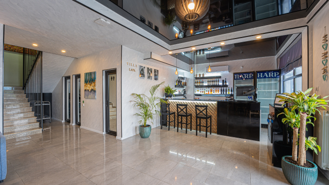 Take advantage of a discount on accommodation for 2 guests in room , from Monday to Thursday at Villa Lapa.  image 6