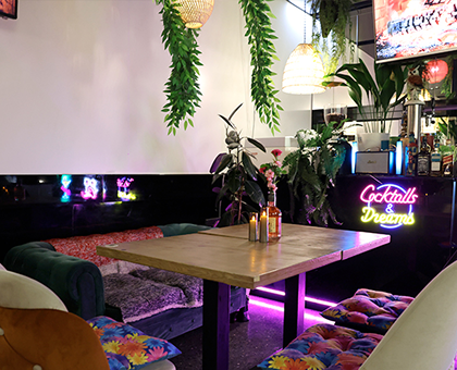 ჩილიმის და კოქტელის შეთავაზება 4 სტუმარზე 