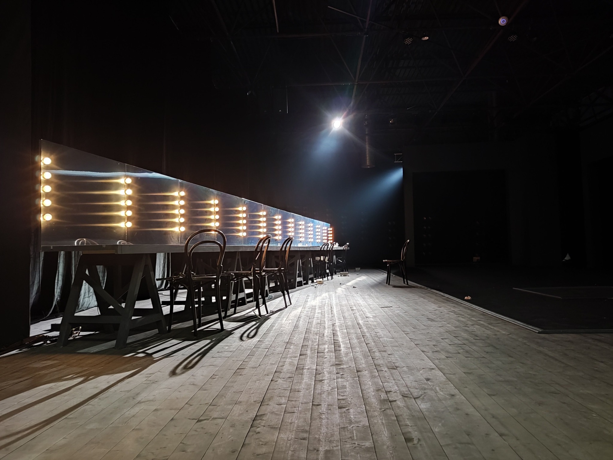 აღმოაჩინე თეატრის საიდუმლოებები თეატრი სახელოსნო 42-ში! image 2