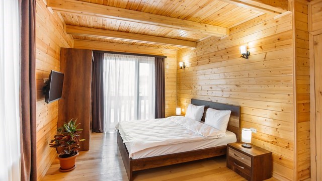 ისარგებლე ფასდაკლებით ბაკურიანის სასტუმროს ნომერში Greenwood Hotel. image 12