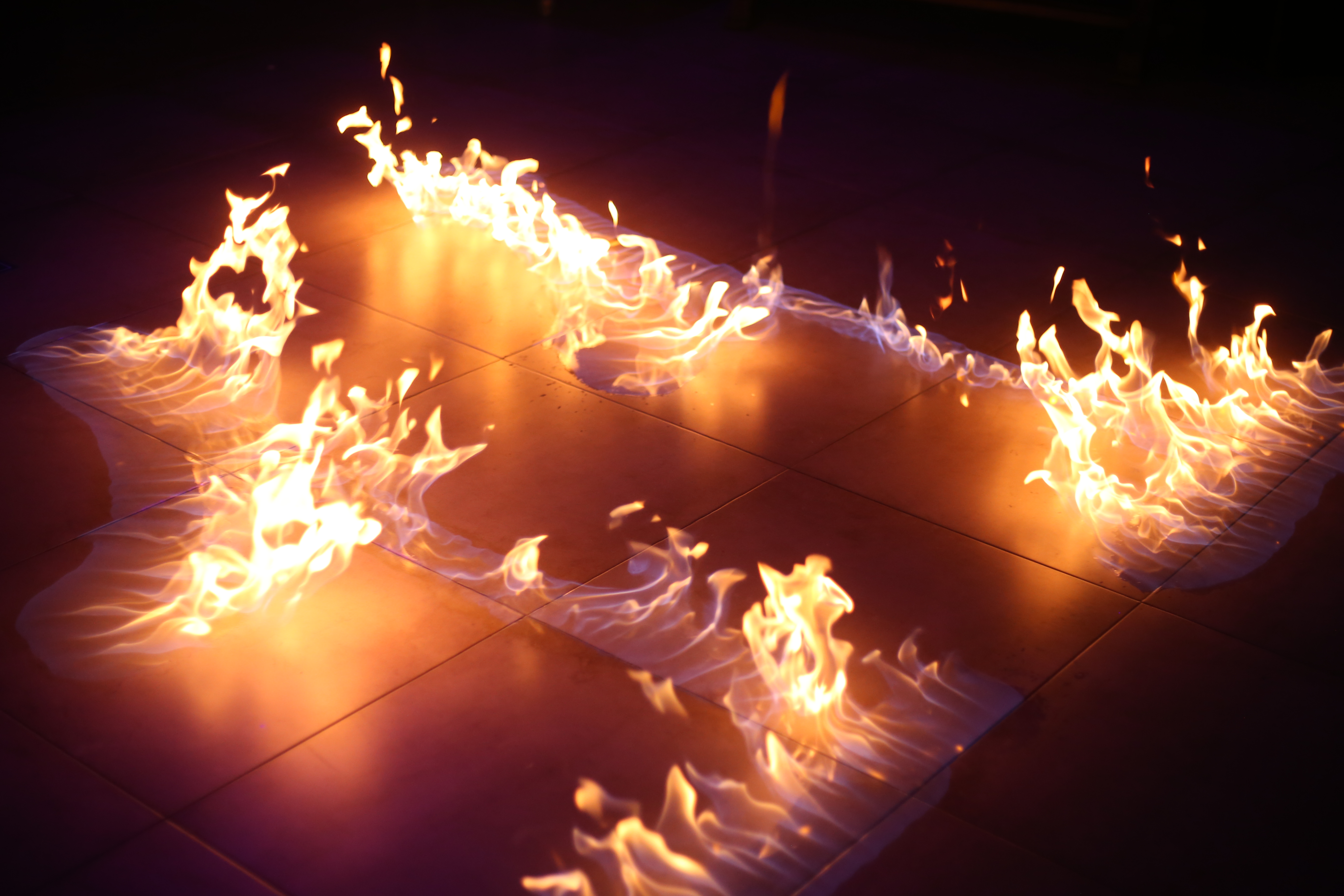 დახურული სივრცე 10,15, 20, 25 და 30 თინეიჯერისთვის საუკეთესო წვეულების გასამართად 19