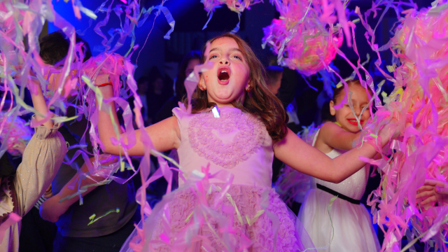 გაატარე დაუვიწყარი დრო მეგობრებთან ერთად გასართობ ცენტრ პინგვინებში image 9