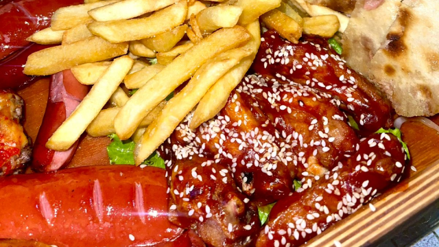 As part of this offer, get an XXL Ribs Platter for 6 guests at Dallas Pub.  image 0