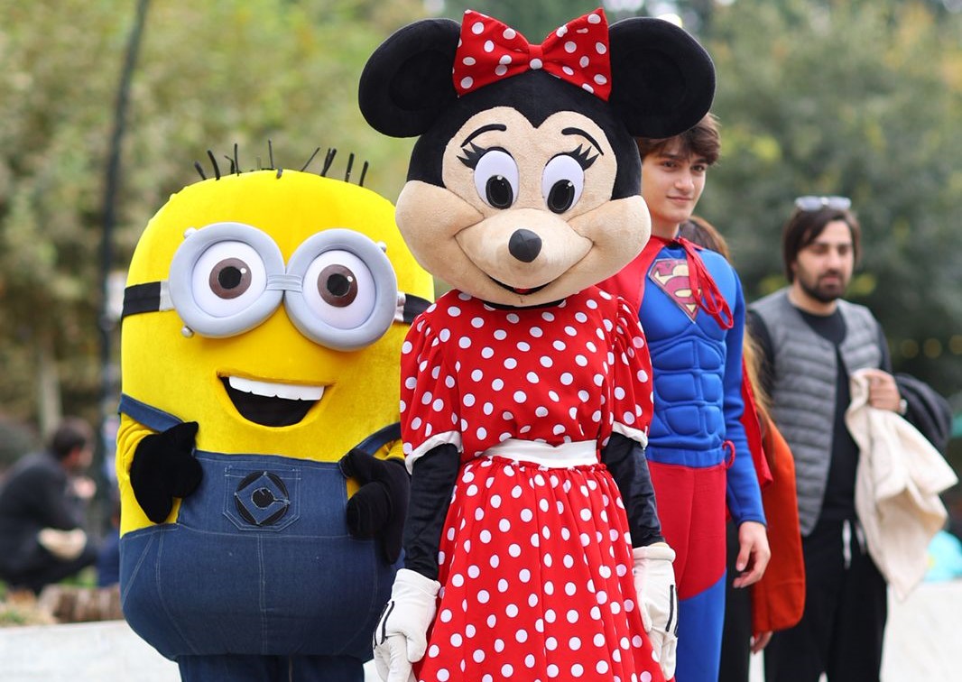 მხიარული თამაშები, ფოტოები, სიურპრიზები - გმირი დღესასწაულს ნამდვილ ზღაპრად აქცევს image 6