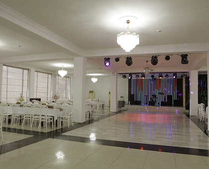 2 სახის მენიუ 20 ადამიანზე