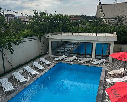 One-time visit to the pool in Tbilisi