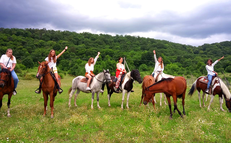 დაისვენე და ისიამოვნე დაუვიწყარი საცხენოსნო ტურით კახეთში image 5