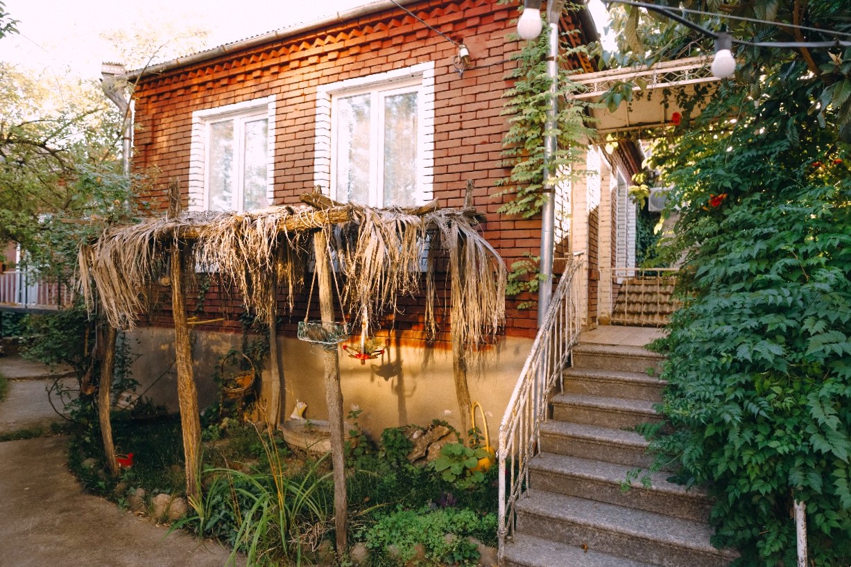 განიტვირთე მეგობრებთან ერთად ქუთაისში