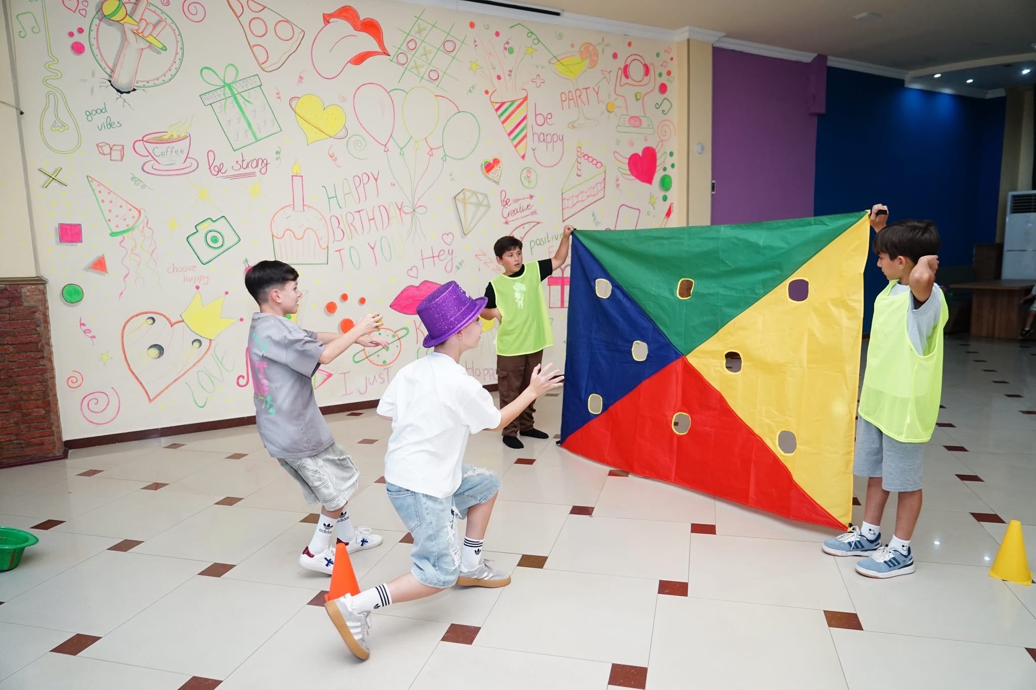 ისარგებლე ფასდაკლებით დაბადების დღის პროგრამაზე 15+1 ბავშვზე გასართობ ცენტრ ბი ჰეფი | Be Happy -ში. image 23