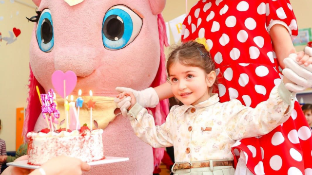 Take advantage of a discount on booking two animated heroes + an entertainment show from Happy Day. image 1